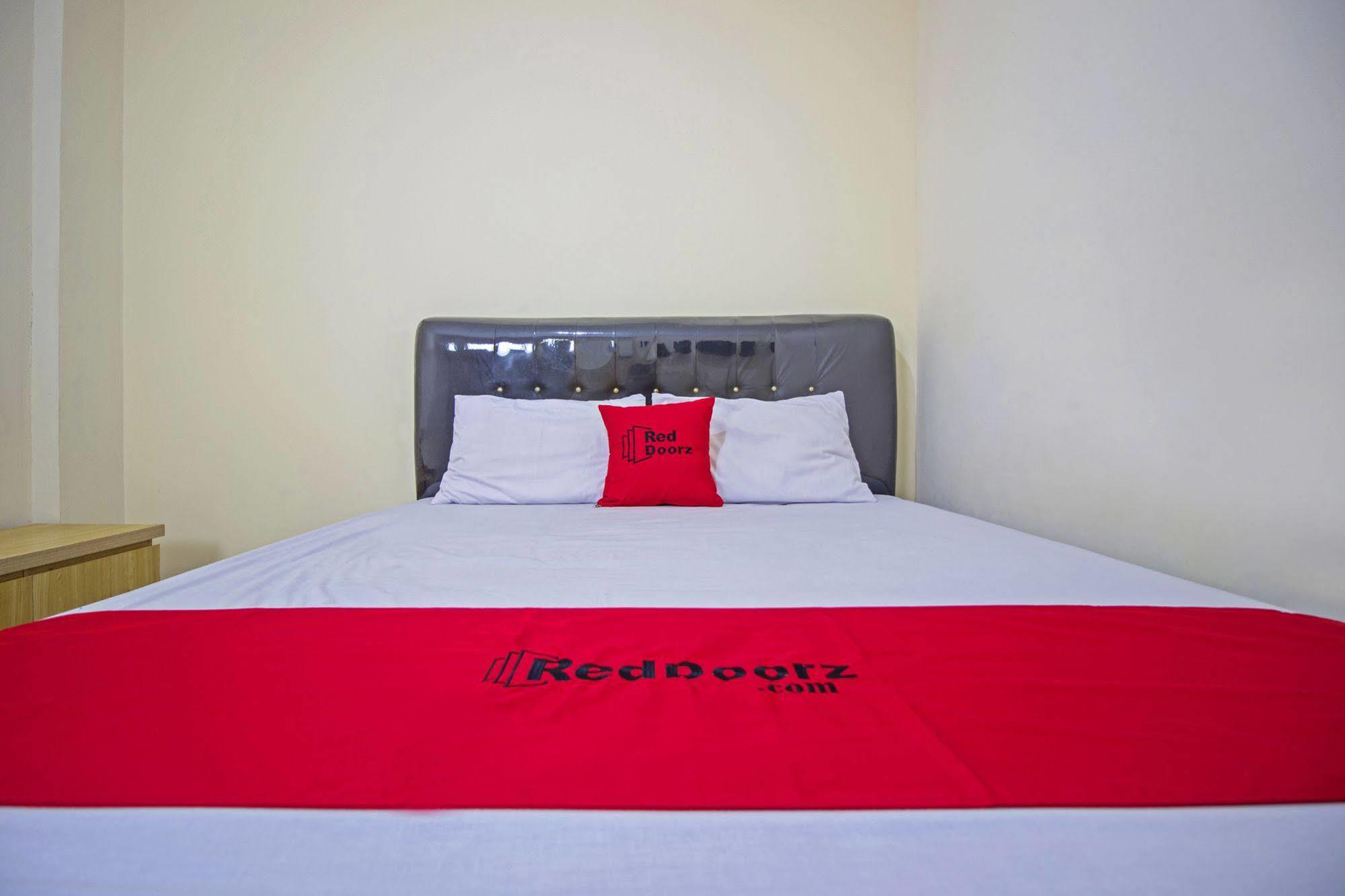 Wisma tamu Reddoorz @ Dago Asri 2*